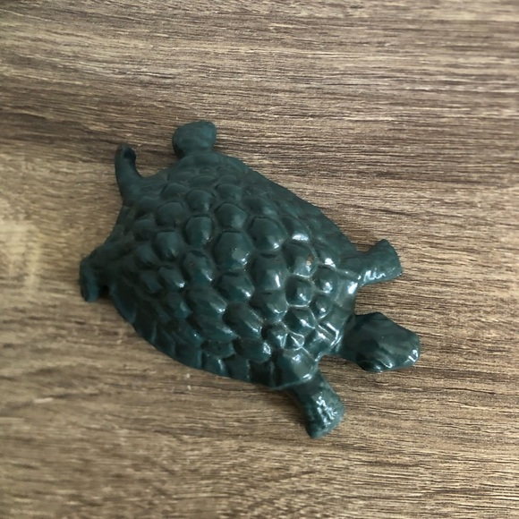 Vtg Cast Metal Turtle Paperweight - Picture 4 of 14